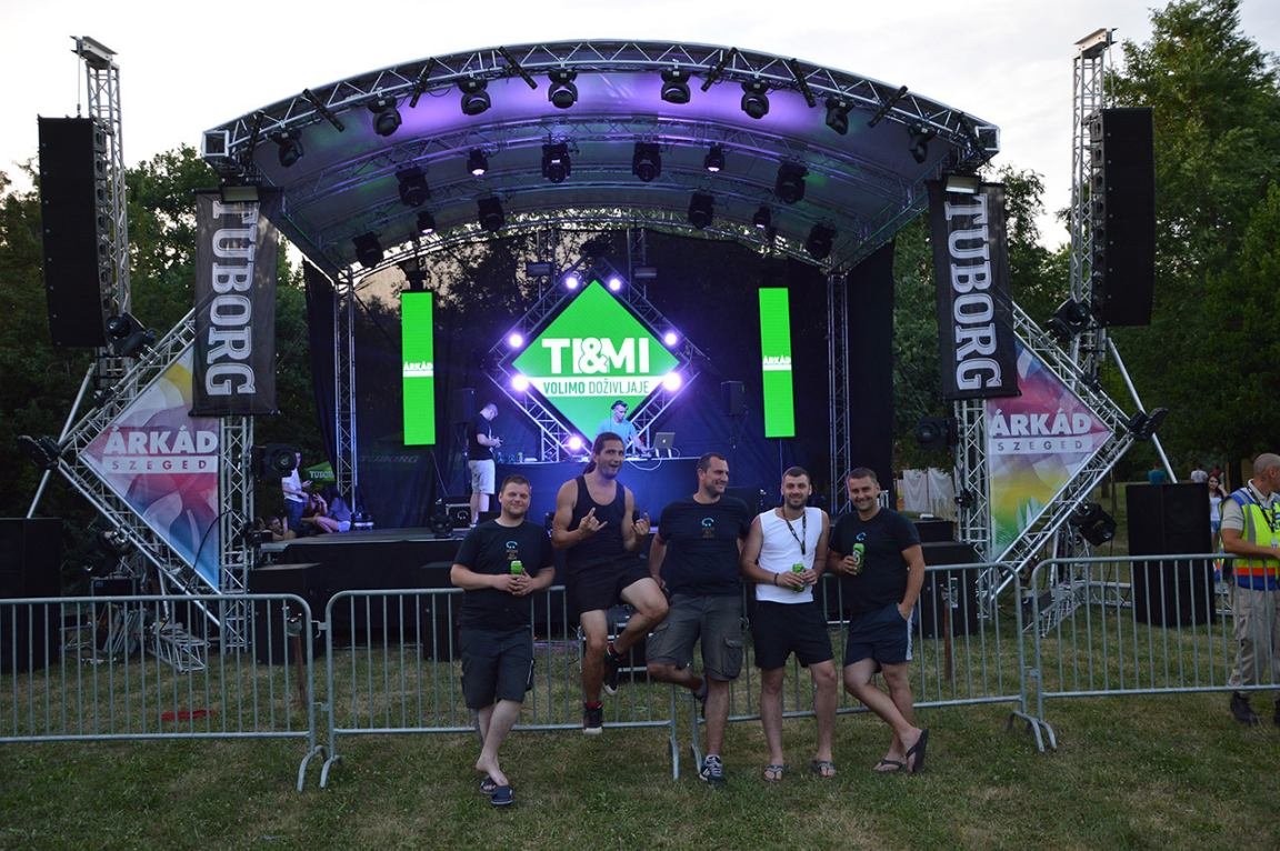 Montaža bine i aluminijumskih praktikabla BG Stage